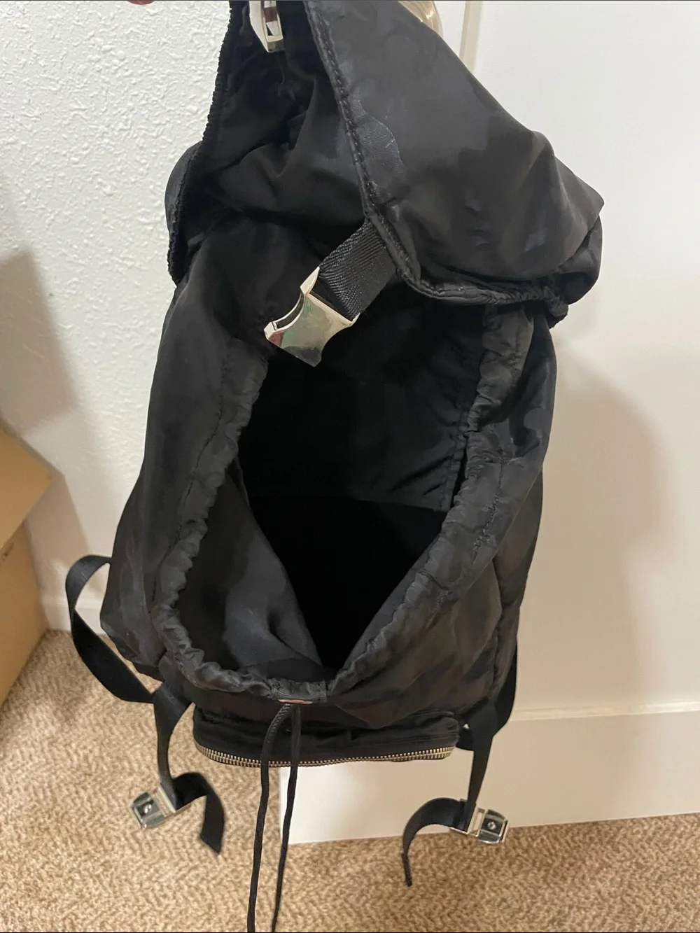 Black Men's Casual Backpack - Classic Everyday Carry